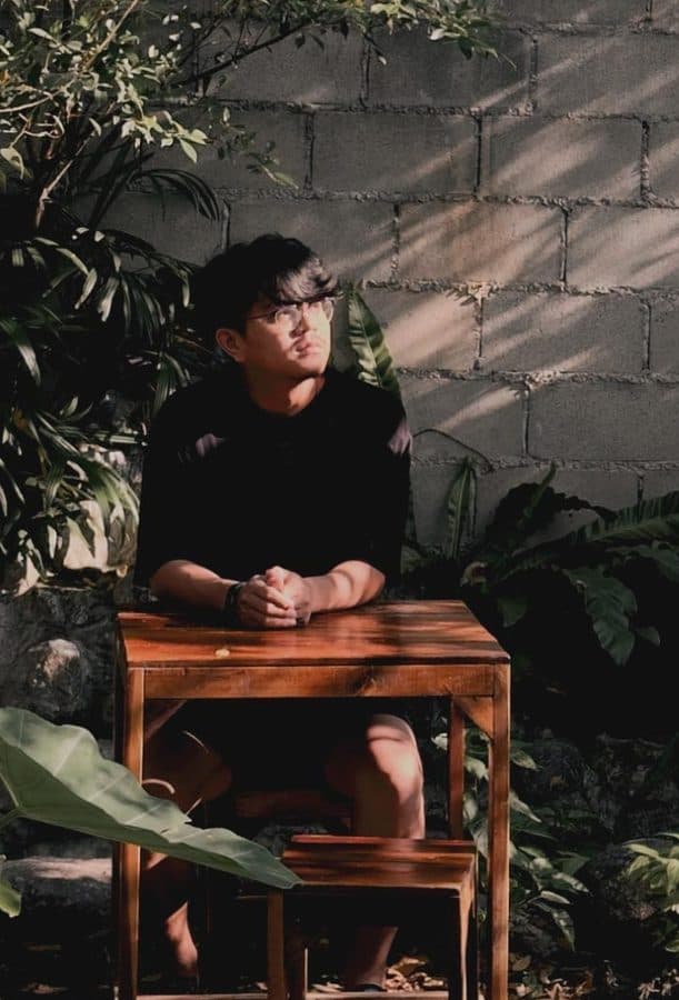 Vinson — Among the greenery
