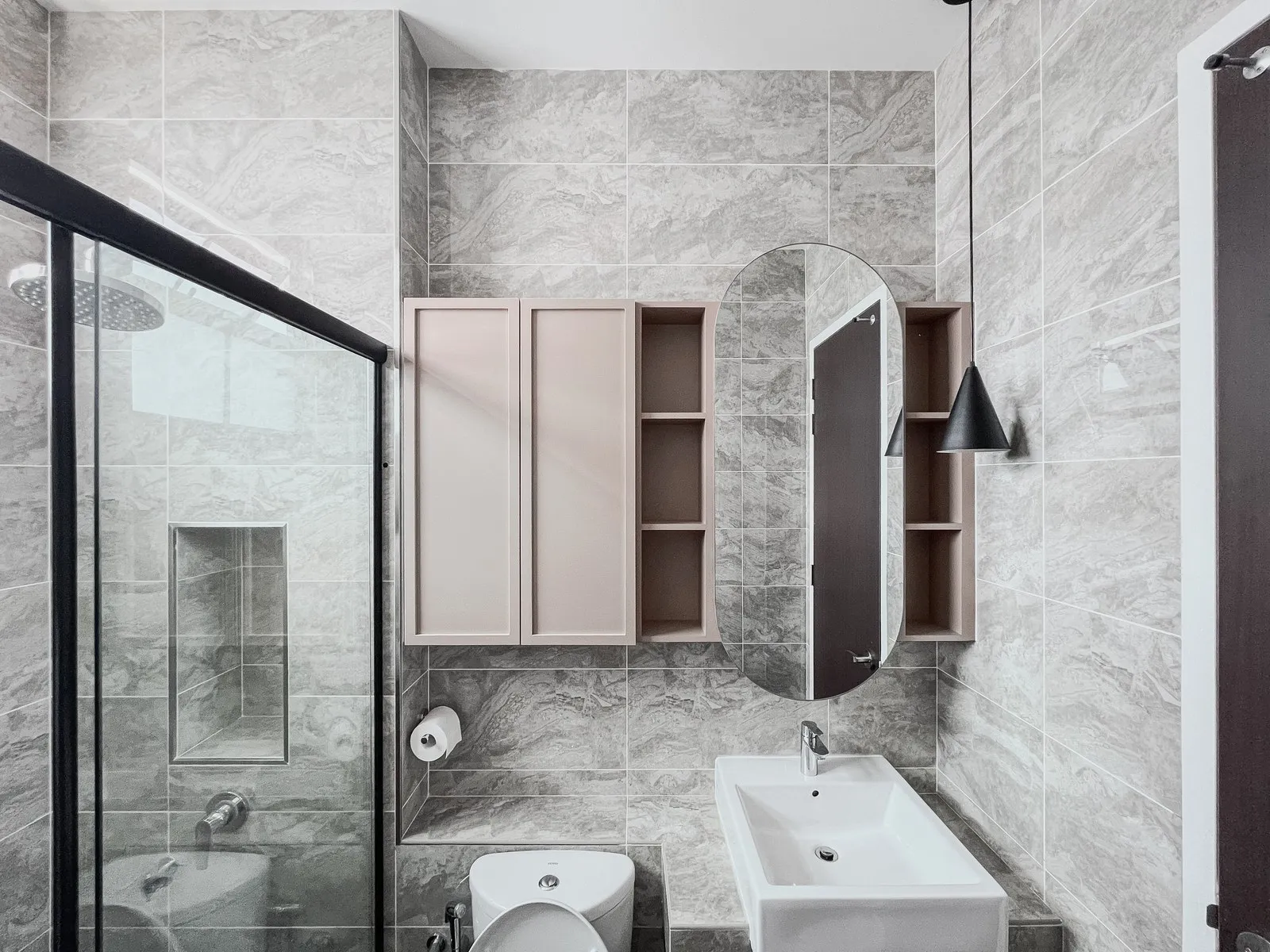 Eco Botanic House — Landed House interior design & renovation by SPAZEHAUS in Eco Botanic, Johor Bahru, materials and textures