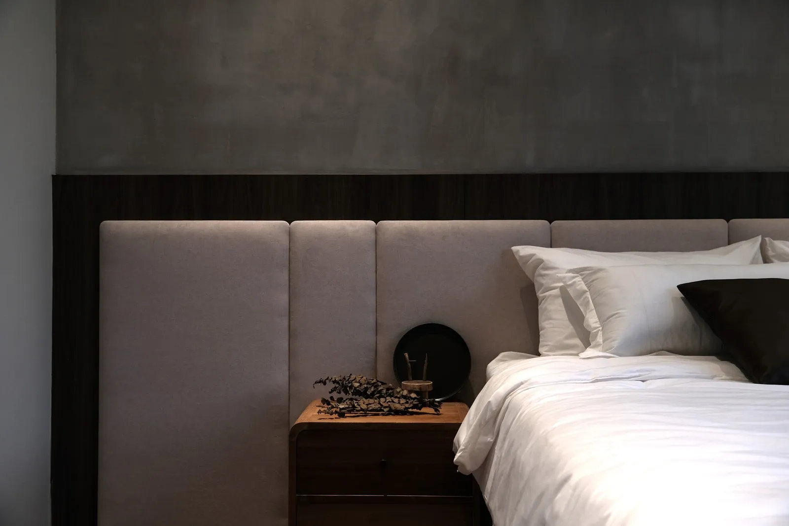 Eco Spring Terrace — Terrace House interior design & renovation by SPAZEHAUS in Eco Spring, Johor Bahru, materials and textures