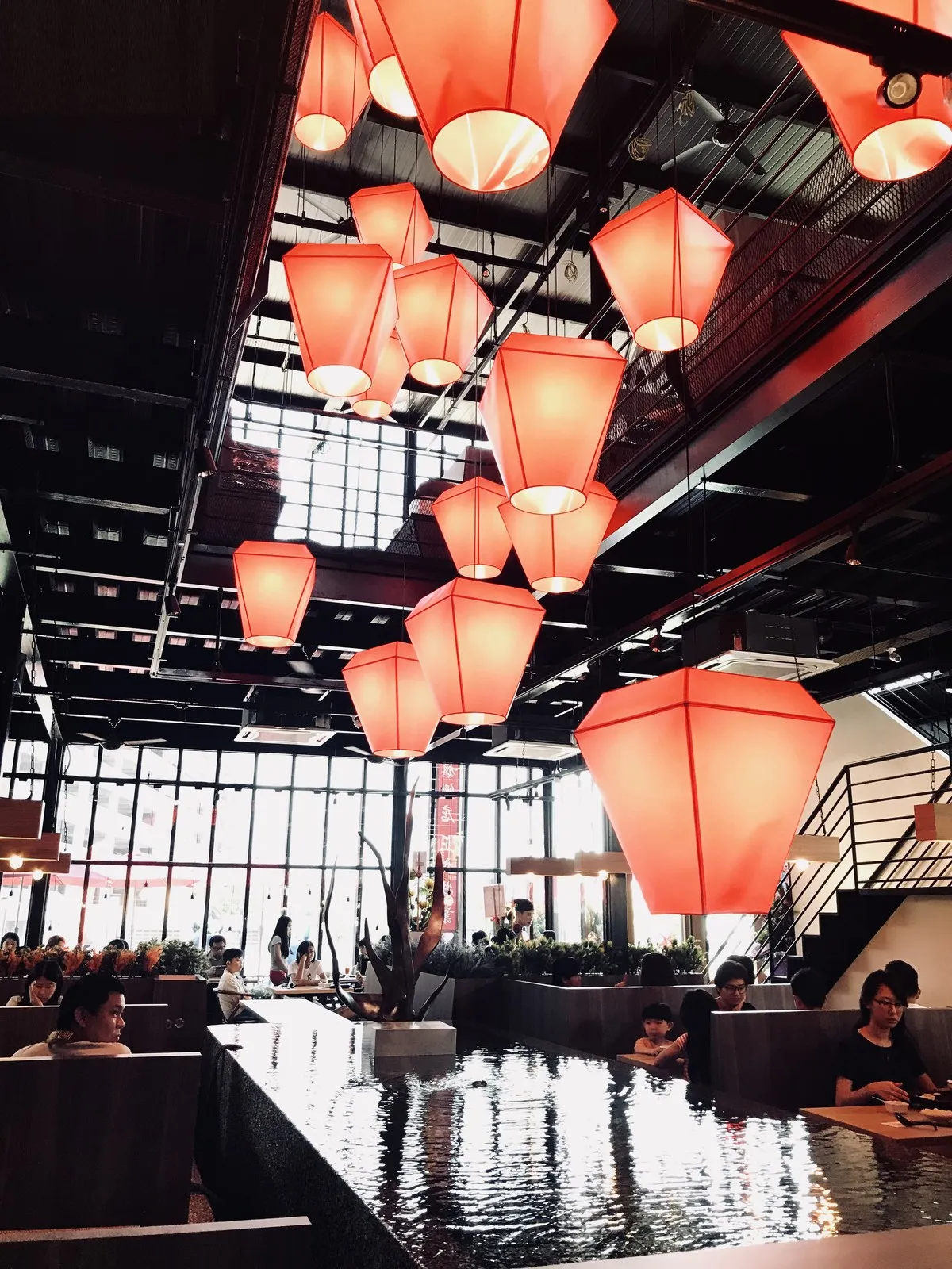 Master Hsu Restaurant — Taiwanese Restaurant interior design & renovation by SPAZEHAUS in Permas City, Johor Bahru, mood and ambience