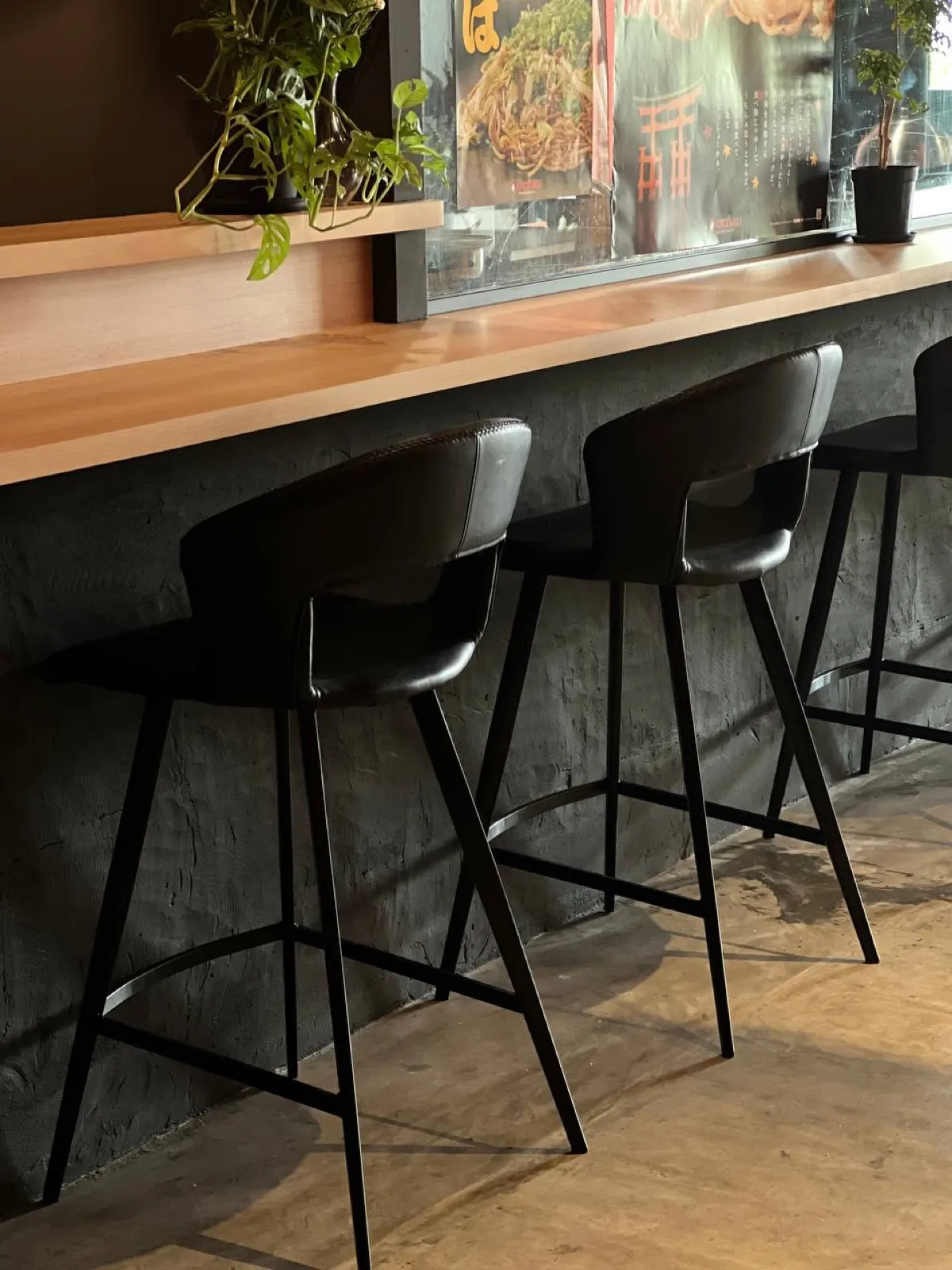 Miseya Restaurant — Japanese Restaurant interior design & renovation by SPAZEHAUS in Johor Bahru, space and natural light