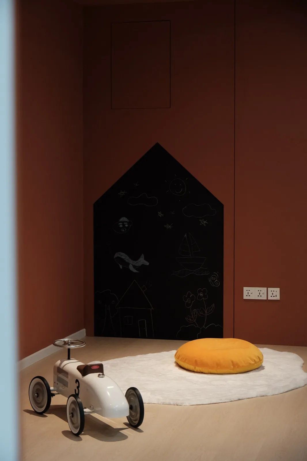 Senibong Cove Link House — Link House interior design & renovation by SPAZEHAUS in Senibong Cove, Johor Bahru, layout and flow